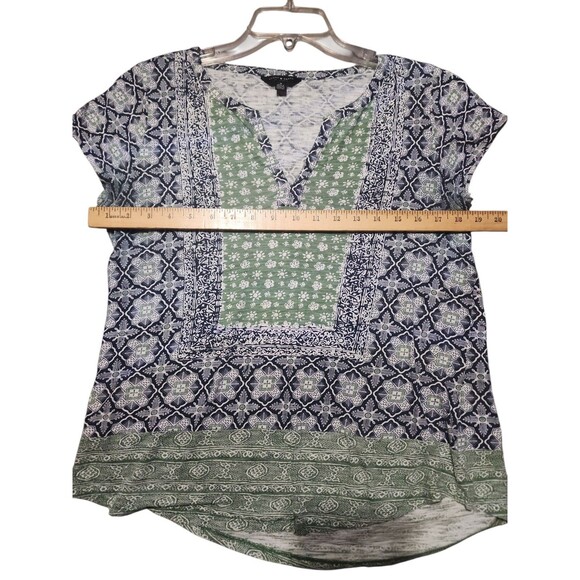 Lucky Brand Women’s V-Neck T-Shirt M Blue Green Floral Geometric Short Sleeve - Picture 3 of 5